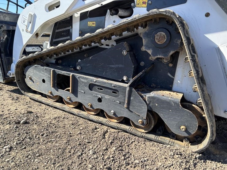 2023-bobcat-mt100-image-17