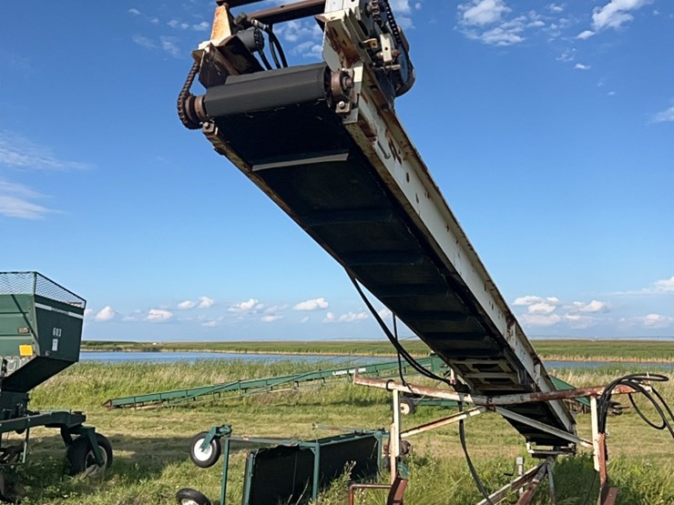 25’-lift-conveyor,-has-220-elec-and-hyd-drive-image-4