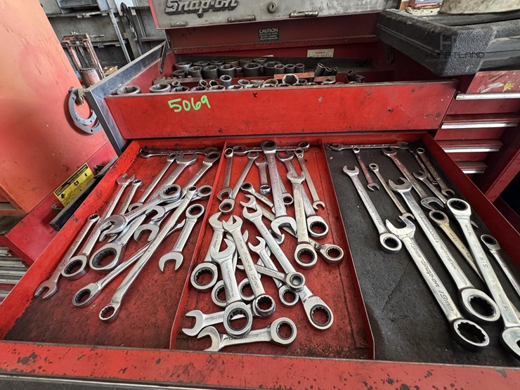 snap-on-rolling-tool-box-&-top-chest-with-side-cab-snap-on-rolling-tool-box-&-top-chest-with-side-cab-image-3