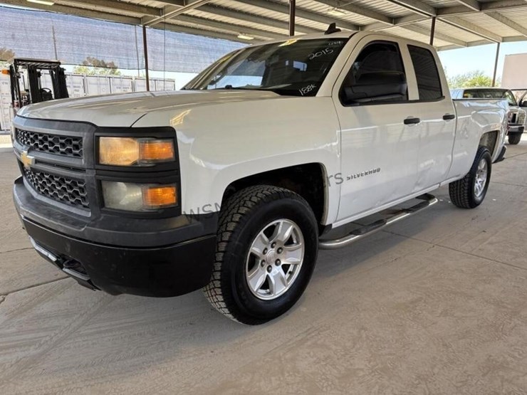 2015-chevrolet-silverado-1500-image-4