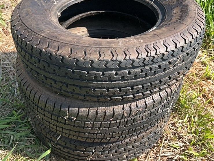 (3)--good-st-205/75/r14-tires-image-1