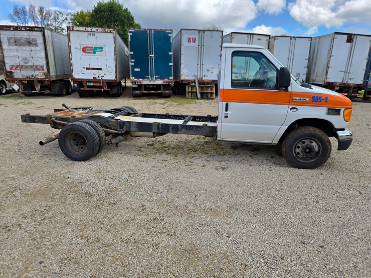 2006-ford-e450-image-20