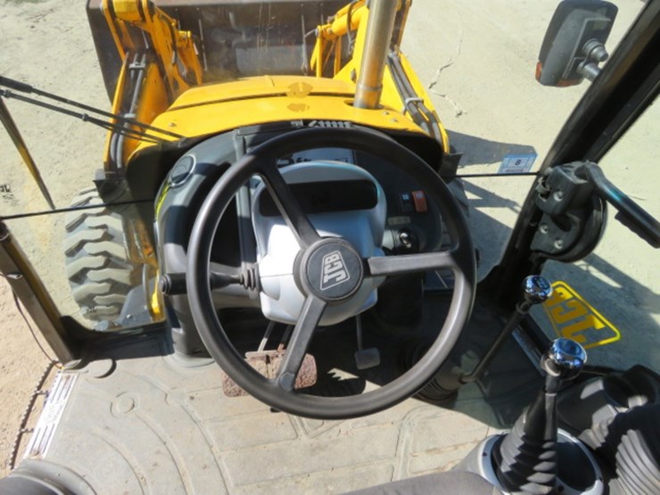 2003-jcb-214-image-14