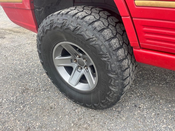 1995-jeep-grand-cherokee-limited-image-13