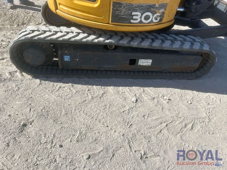 deere-30g-image-21