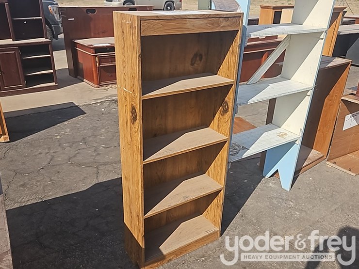 single-wooden-book-shelf-image-1