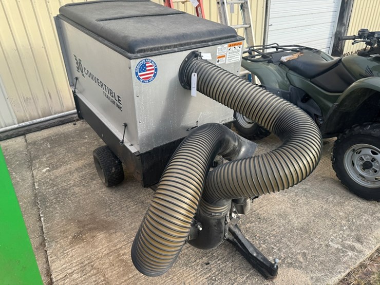 peco-x30-trailer-pull-leaf-vacuum-image-2