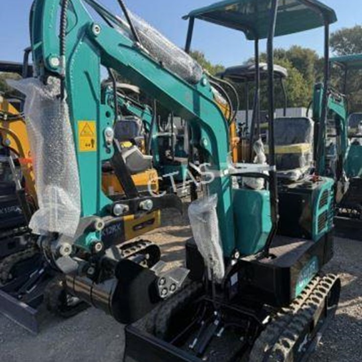 #72 • Mini Excavator - Gas - Model: QH12R