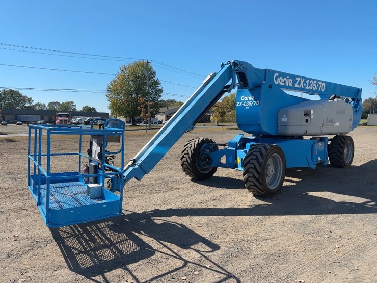 2016-genie-zx135/70-image-1