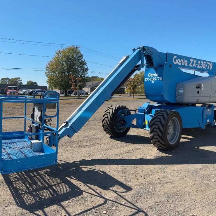 2016 GENIE ZX135/70