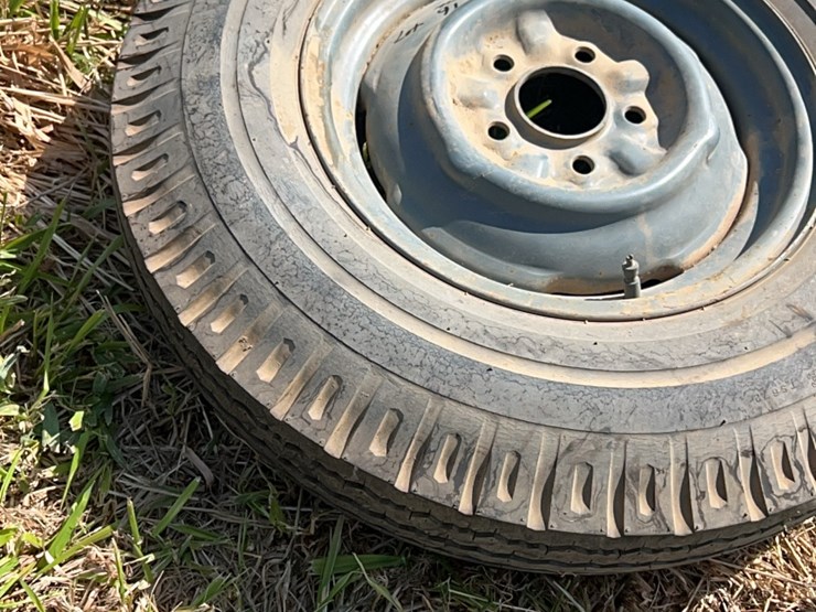 one-brand-new-6.00/14-bias-ply-light-truck-tire-mounted-on-rim-image-17