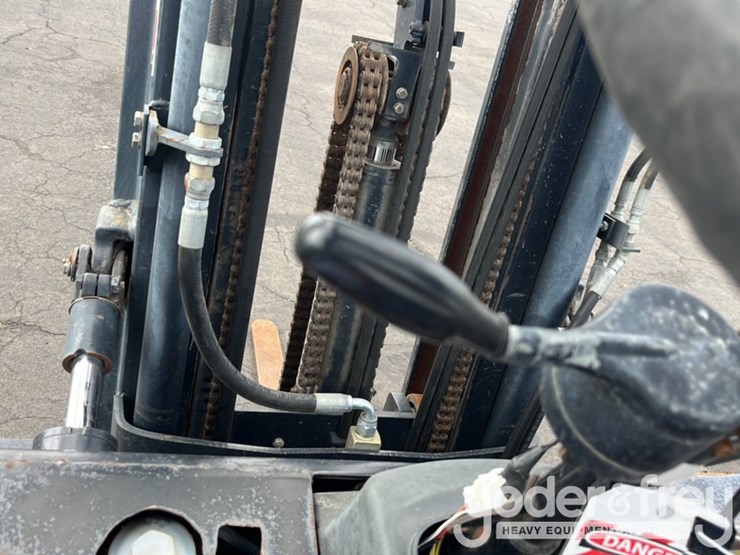2012-doosan-g25-image-17