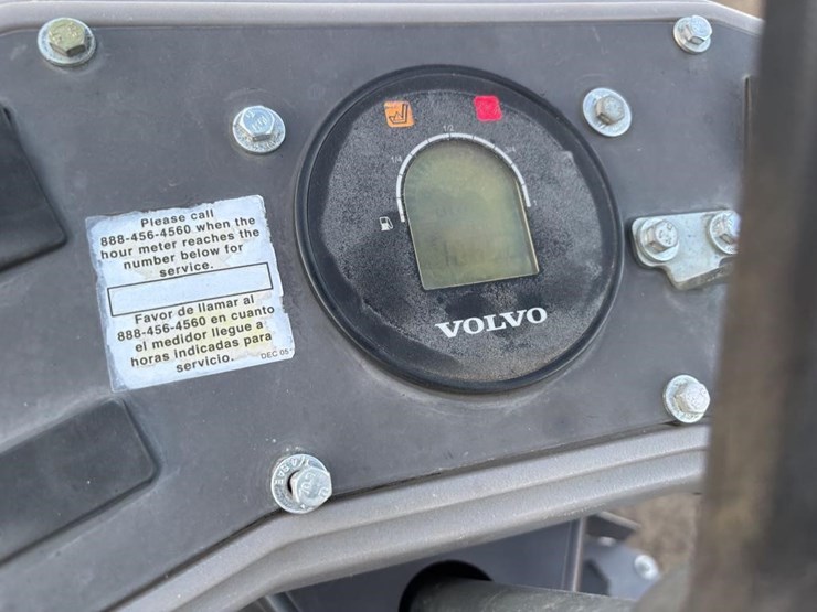 2018-volvo-dd25b-image-25