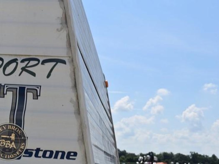 2004-keystone-rv-co-hornet-sport-27bs-38101-image-73