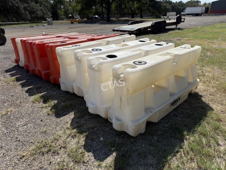 #192-•-(10)-yodock-water-wall-barriers-image-9