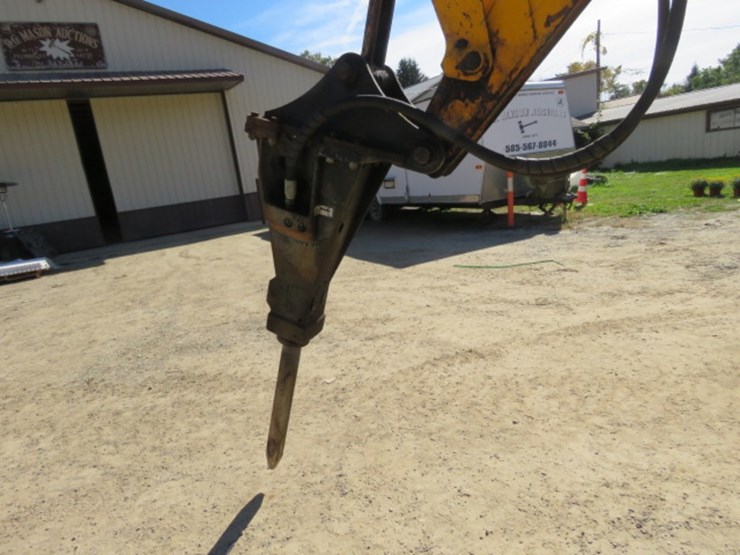 2003-jcb-214-image-3