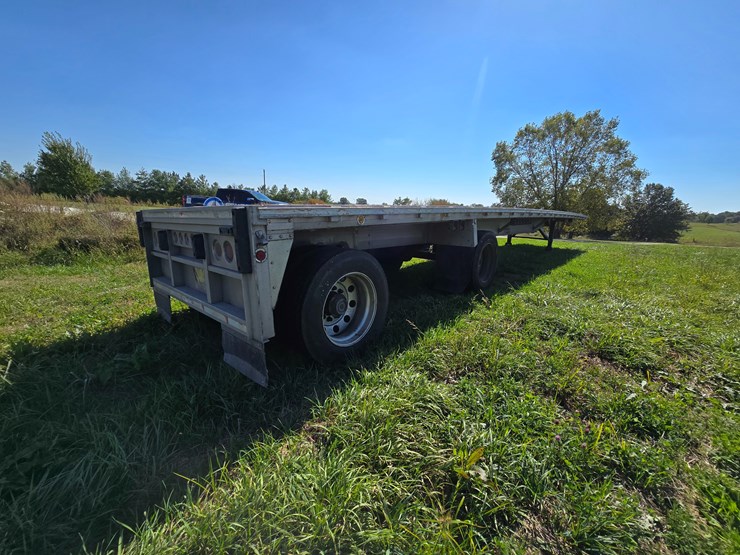 2007-reitnouer-flatbed-image-15