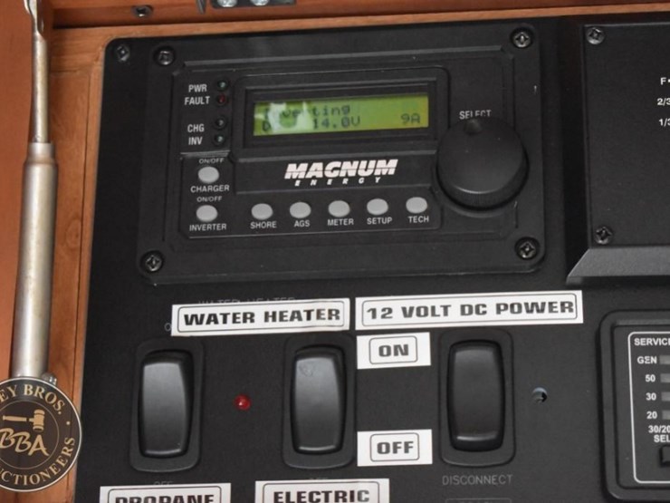 2006-thor-motor-coach-mandalay-40e-38083-image-42