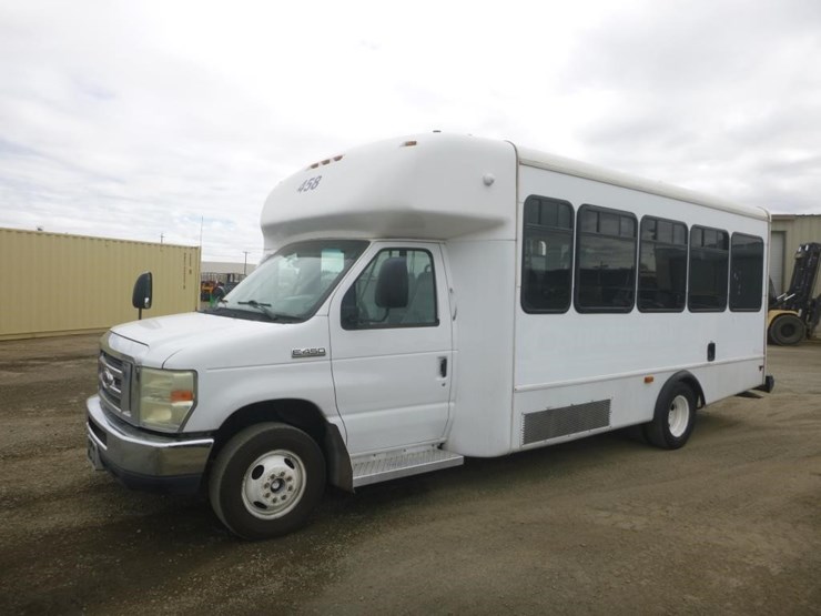 2008-ford-e450-image-2