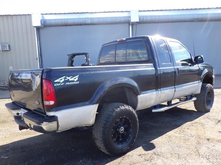 2002-ford-f250-image-3