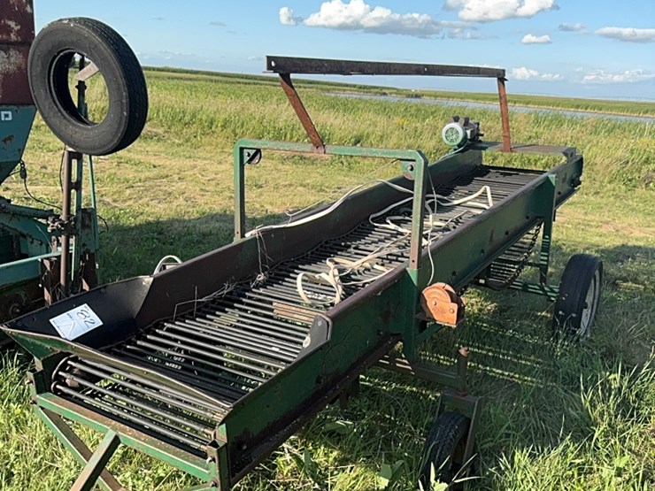 14’-220-potato-conveyor-image-1