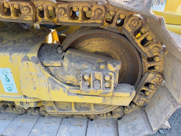 2023-komatsu-d39ex-24-image-16