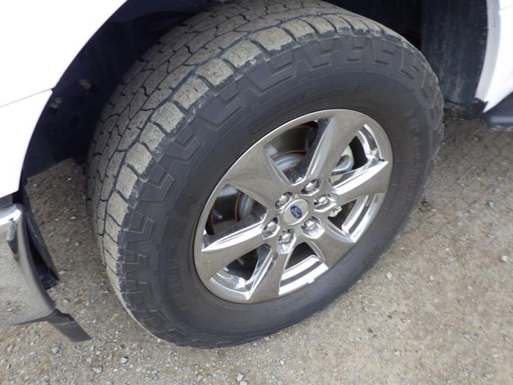 2020-ford-f150-image-11