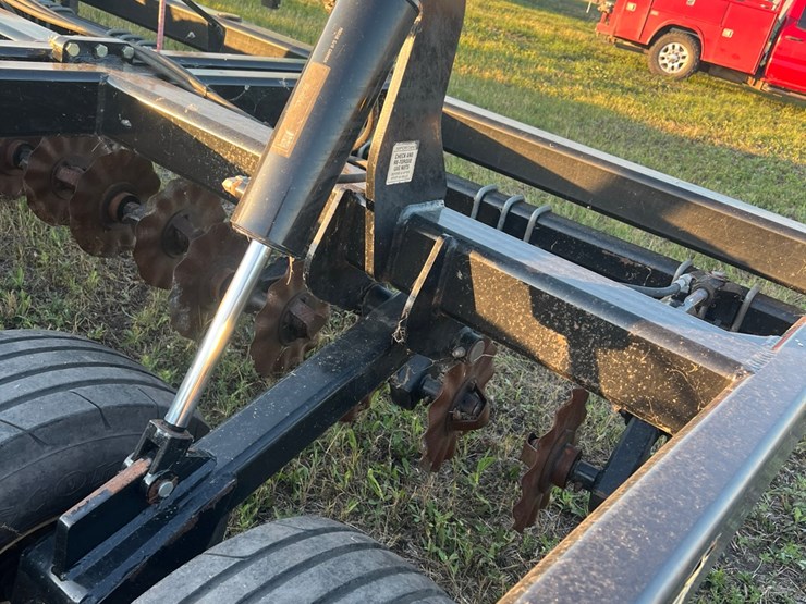 mandako-model-t4030-vertical-tillage-image-48