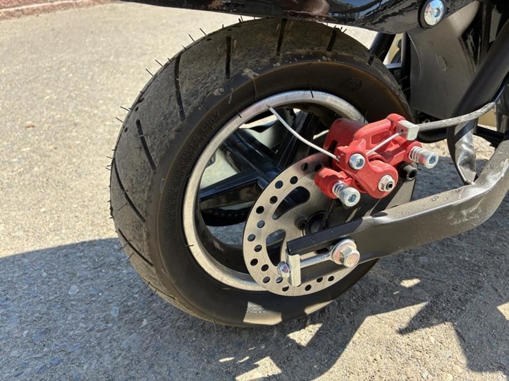 gas-powered-pocket-bike-image-8