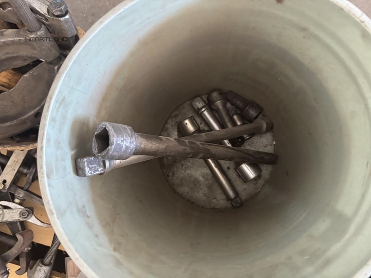lot-of-industrial-tools-bolt-cutters,-pneumatic-to-lot-of-industrial-tools-bolt-cutters,-pneumatic-to-image-8
