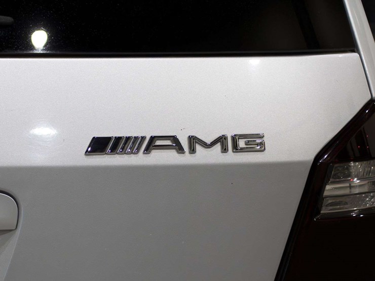 2008-mercedes-benz-gl-550-amg-suv-image-14