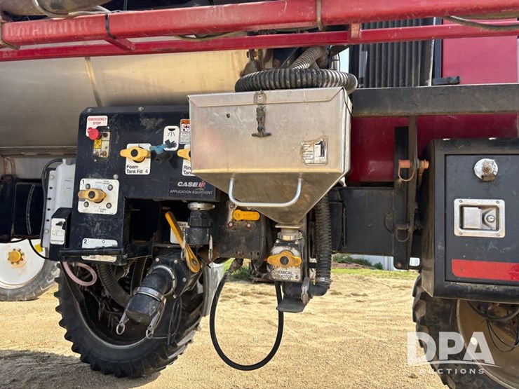 2011-case-ih-4420-sprayer-(dr12305-unit-472)-image-33