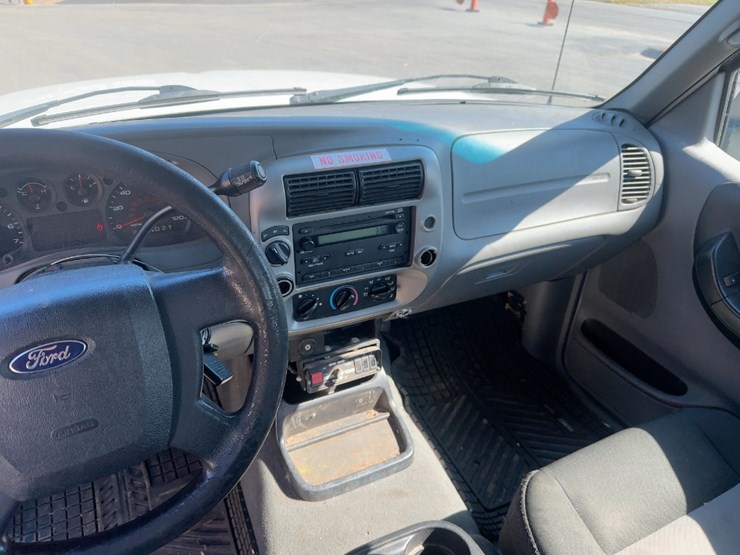 2009-ford-ranger-xlt-image-18