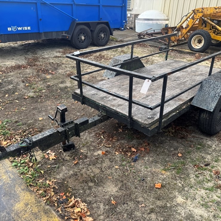 4'X8' HOMEMADE STEEL TILT TRAILER - NO TITLE