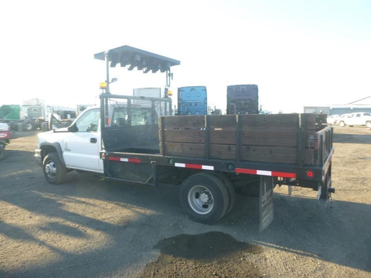 2007-chevrolet-3500-image-5