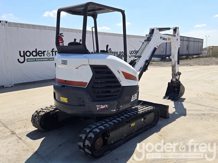 2021-bobcat-e35-image-5