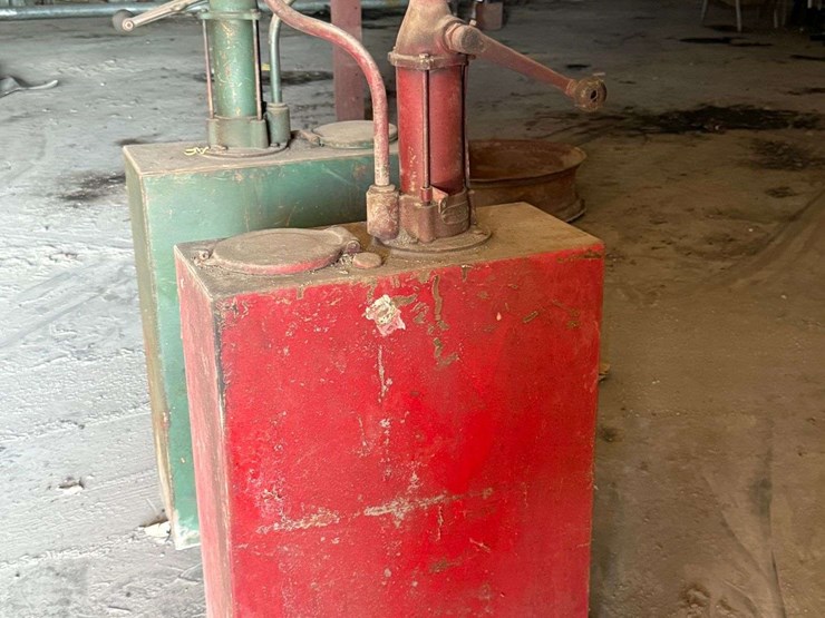 pair-of-phillips-pump-&-tank-co.-model-90bs-fuel-pumps-with-tanks-image-3