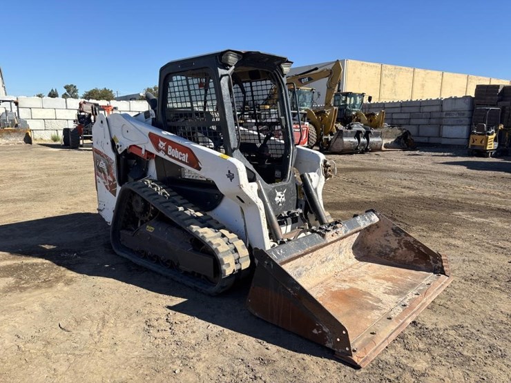 2022-bobcat-t62-image-2