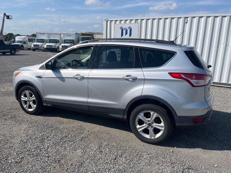 2014-ford-escape-image-2