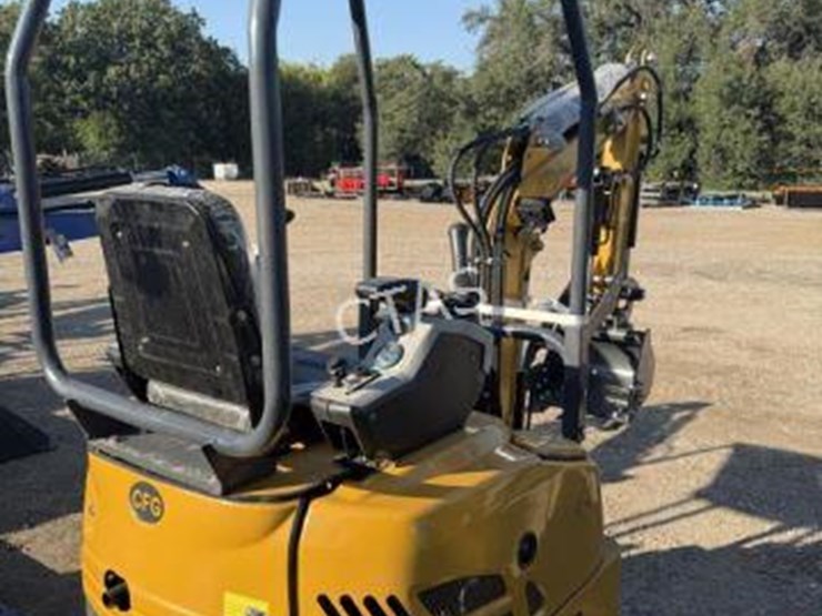 #65-•-mini-excavator---gas---hydraulic-thumb-image-3
