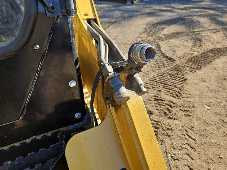 2003-caterpillar-257-image-16