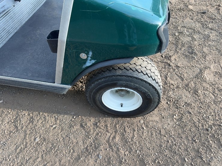 club-car-turf-ii-utility-cart-image-8