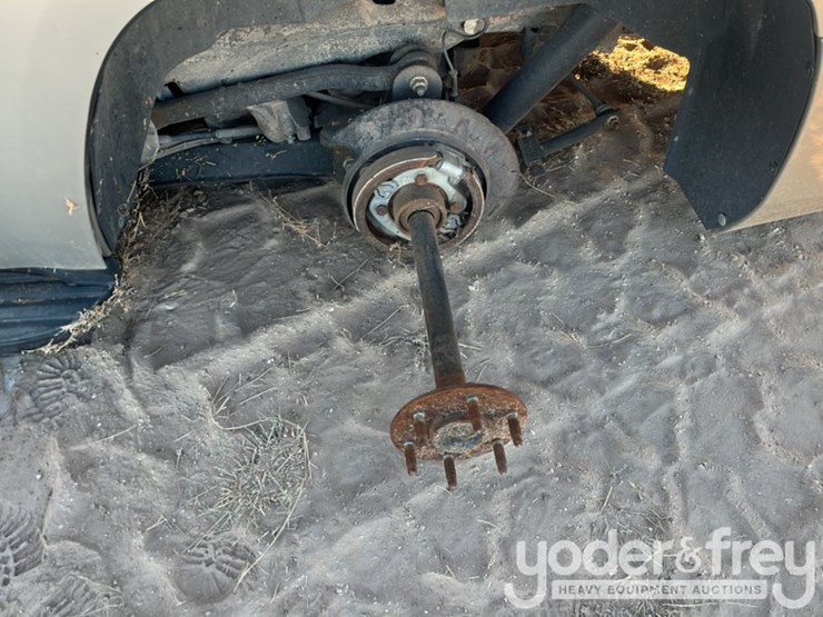 2009-chevrolet-tahoe-image-11