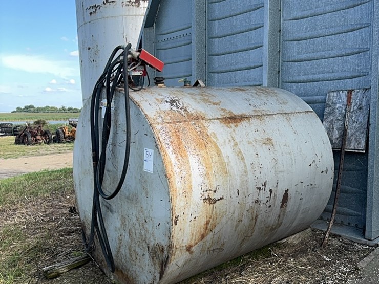 1,000-gallon-fuel-tank-with-pump-image-2