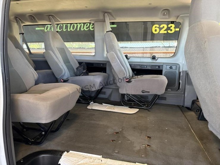 2009-ford-e350-image-9