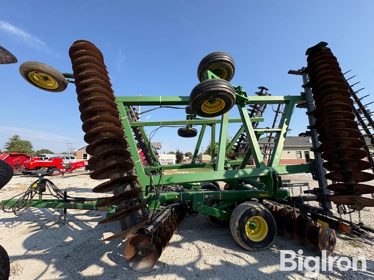 2007-john-deere-637-image-8