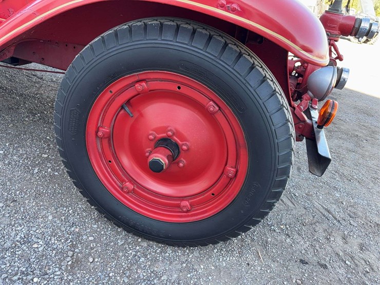 1931-chevrolet-fire-truck-image-10