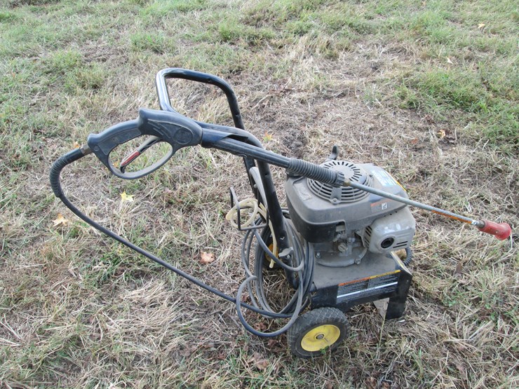 #29240-•-john-deere-hr2400g-1.0gpm-pressure-washer-image-5
