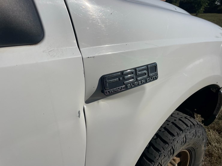 2002-ford-f350-image-17
