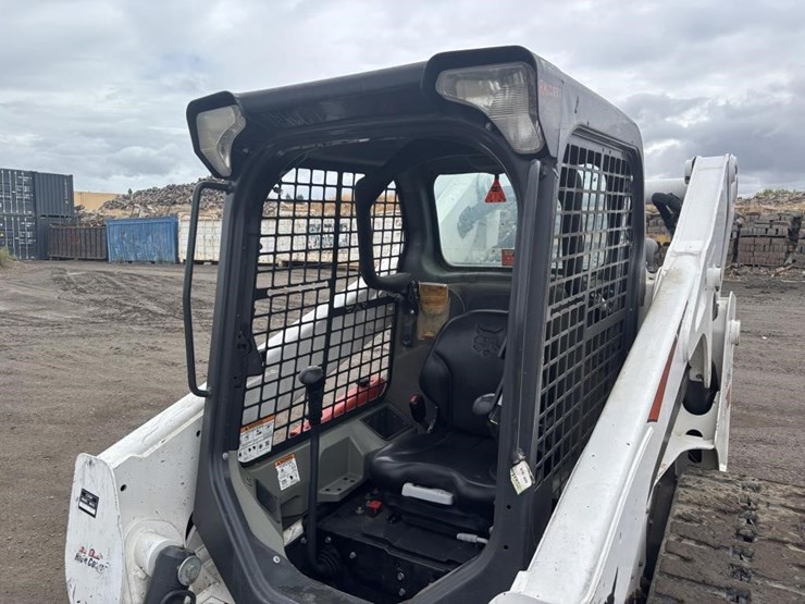 2021-bobcat-t770-image-19